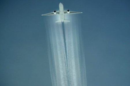 Chemtrail sprayer on its mission