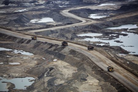 Canada oil tar sands alberta reuters